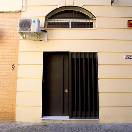 Rentalsevilla Escuelas Pias Bagian luar foto